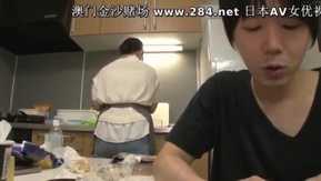 全て新作撮り下ろし！自分の大きなオッパイにコンプレックスを持つ隠れ巨乳美女SP人「胸が大きいのは恥ずかしくて嫌だけど、誰にも相手…