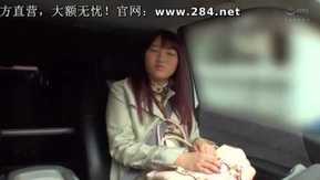 ANZD-014 第一次小胸Vol.2 有着小胸情结的女大学生，小乳头太敏感，射得到处都是！ 尤娜