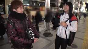 マジ軟派、初撮。 1447 身長175cmの巨乳スポーツJDをGET！！真面目そうなバドミントン女子が男優のペースに乗せられてFカップ美巨乳を露出w電マで敏感な部分を弄られて発情からの挿入!プリンプリン揺れまくりな美乳と美尻は必見！！！