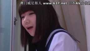 女子校生はバックで膣奥出しが大好き！ 愛須心亜