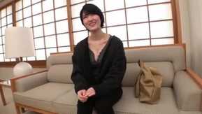 261ARA-364 [Hermosa chica que canta y baila] 21 años [Estilo de cuerpo divino] ¡Aoi-chan está aquí! El motivo de su solicitud es que aspira a convertirse en actriz musical en el futuro.