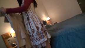 マジ软派、初撮。 1480 雨の歌舞伎町で偶然出会った！超弩级のホテヘル美女に、お店を通さず直接指名を仕挂けるナンパ队！モデルのような长身と巨乳?巨尻のグッドスタイル！そんな彼女とホテルの一室で梦のようなオプションプレイの数々を味わえるのか
