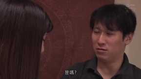 春から全寮制の學校に進學する性慾モンスターの妹が引っ越す前に兄の部屋でヤリまくった三日間 有村えりか