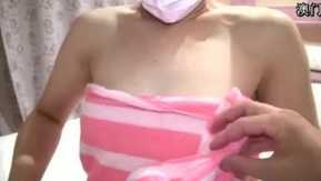 [Volumen 1] ¡Hice que una hermosa bruja que trabajaba en un supermercado se corriera una y otra vez hasta que tuve su primer creampie continuo!