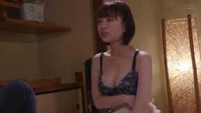 出張先の地方のスナックで知り合ったノリのいい地元美女