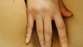 學生妹下課後直播視訊自慰 在鏡頭前面很害羞的高潮了