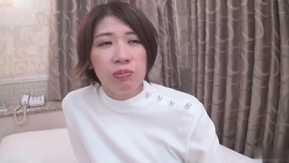 Mulher madura sem maquiagem - Rosto suave e natural de uma esposa gentil e natural - Série especial