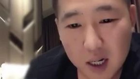实力男主播强哥搞妹子系列宾馆豪华套房约炮白嫩丰满少妇被操到胡言乱语儿子草死小妈