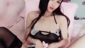 美女自拍福利-极品小仙女性感黑丝高跟鞋椅子上漏奶漏逼很
