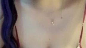 Grabación en alta definición y sin censura de una bella presentadora teniendo sexo con un fan gordo y rico en un hotel