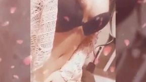あなたの小さなQiuqiu、もっと近づいてもらえますか?私の大きな胸はあなたのものですか?