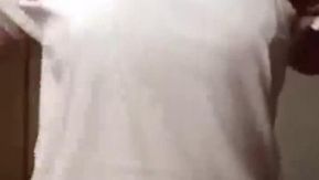 Бабушка BANG пропала, грудь девушки скрыта