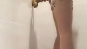 Breeding Girl Parte 2 Quer seja divertido brincar em pé ou sentado, ainda é divertido ter um grande pau preto