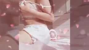 あなたの小さなQiuqiu、もっと近づいてもらえますか?私の大きな胸はあなたのものですか? (10)