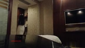 [本土精选!] 真实设计自己国中同学完整版! 看外表高冷的她反差有多大