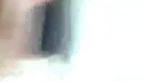 陪好友逛街的美人 裙子下的小丁还有点卡缝好精采