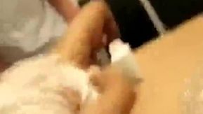 Les salariées sont exposées à des règles tacites ! Demande si tu es content ou pas pendant le tournage, ne fais pas ça... le superviseur réussit à s'amuser