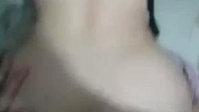 C'est particulièrement agréable de baiser la bite de quelqu'un d'autre (1)