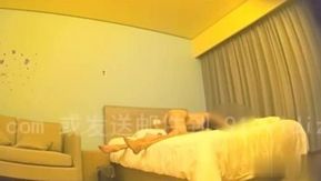 [¡Firma de hoy!] ¡Cambié mi computadora y compartí el mejor video de sexo de mi exnovia! ¡Sus senos y cara tampoco estaban cubiertos!