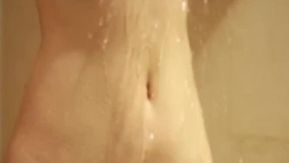 最新極限湯上萊卡攝影師『破神』眾籌視圖版 唯美嫩逼美乳 比感官更強的是觀念篇 高清私拍172P 高清1080P版