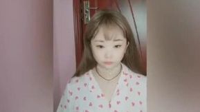 お兄さん、遊びに来てね～暑いよ～早く脱いで～