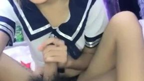 制服主播蓋棉被純聊天~聊著聊著就開始吹起悠揚的音樂~