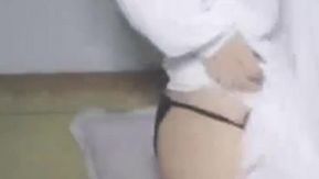 Соблазни папиков самыми трогательными детскими звуками~ Мастурбационное шоу грудастой ведущей скоро начнется~ ?Два сеанса в день, чтобы ты вспотел~?