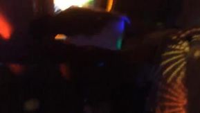帝豪KTV淫亂現場 豪華KTV包房美乳K公主多才多藝激情艷舞 胯下口活 邊K歌邊騎乘啪啪操 淫亂刺激 高清1080P版