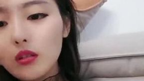 La jolie petite plateforme (anciennement Kawaii) propose un spectacle en direct de la belle fille Narcissus, du sexe oral passionné, de la masturbation et du sexe, très tentant