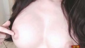 [Eu realmente quero desejar a Coreia!] A garota bonita tem um par de seios lindos e sua tontura não é muito grande ~