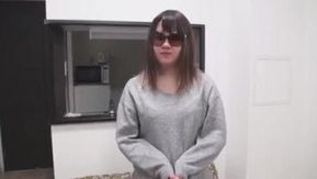 【FC2本物素人厳選！】真実を拒む妻 ～膣内を綺麗に扱って欲しい～