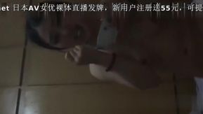 外表清純內心淫騷女白領私下與砲友的淫亂生活自拍