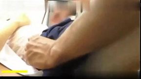 Professora do povo encanta alunos e depois os estupra em casa