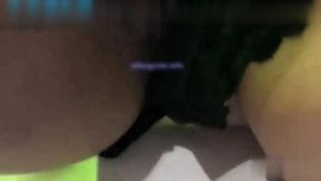 1995年、最高のEおっぱいを持つ美しくセクシーなベトナム人の女の子が顔を見せ、中国語で手持ちのクローズアップショットを撮りました。