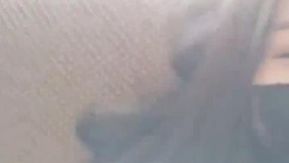 A deusa peituda Tutu fica com um homem rico e faz sexo em um quarto luxuoso de um hotel