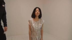 [獨家]清純妹被導演騙去拍三級片外流