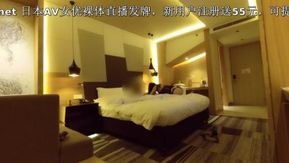 車展認識的172CM高挑性感豪乳黑絲美女模特兒,高潮大叫