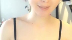 窈窕新人主播妹試用自慰棒，嬌喘聲真讓人受不了