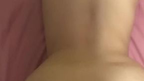 这么俏的屁股就是欠操～长髮美尻性奴翘起屁股让大肉棒暴力冲撞～