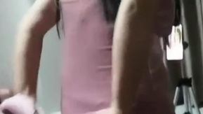 人夫搭上混血兼差巨乳妹开直播赚零用钱～两人越做越有劲，看表情就知道有多爽！