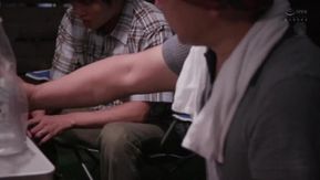Camp NTR dans la ville - Vidéo choquante de sa femme couchée après avoir été éjaculée à l'intérieur de la tente Nozomi Ishihara