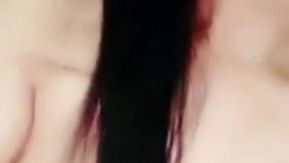 非常清纯漂亮嫩妹 身材娇小 无毛白虎粉穴 自慰插穴