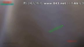 气质大学美女喝多后被朋友不停的狂操,美女还发出了淫叫