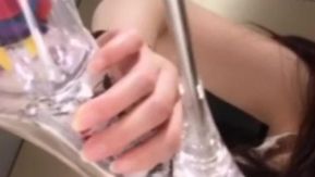 色白ムチムチ巨乳の新人ネットセレブ女子が全裸でバイブ触ってオナニー