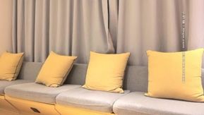 Uma deusa pura periférica sofisticada, com a bunda levantada e fazendo sexo de maneira chique na cama, um banquete visual que é emocionante e excitante