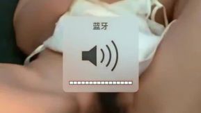 インターネットの有名人 Jingzhi が裕福な男性と 1 対 1 のプライベートチャットを行い、前例のない規模で自分の顔を公開