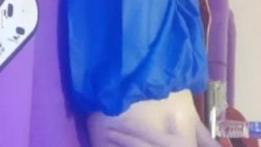 Streamer adulto prueba un nuevo palo de masturbación para masturbarse y hacer squirting