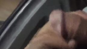 [短视频区] 续集来了，网吧里对着吃东西的陌生美女射精给她看