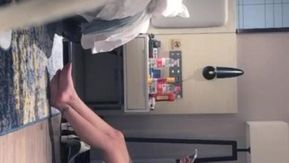 Wenxuan Tanhua, la meilleure mondaine aux longues jambes et affectueuse, a appelé sa meilleure amie pour avoir une deuxième relation sexuelle.