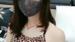 墨镜骚女和炮友啪啪